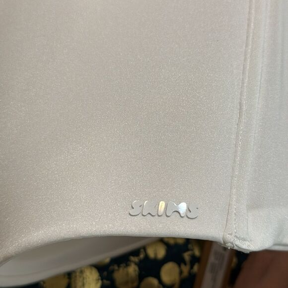 Skims body wireless strapless bra in color marble size 38DDDD - Picture 9 of 11